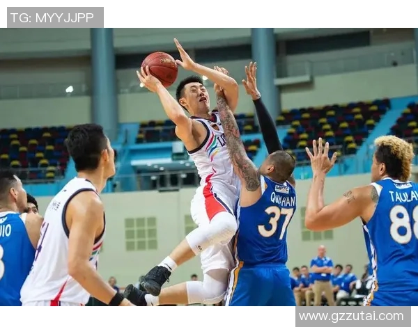 广州龙狮主教练盛赞球队防守端表现,稳健策略助力战绩提升 广州龙狮主教练盛赞球队防守端表现,稳健策略助力战绩提升